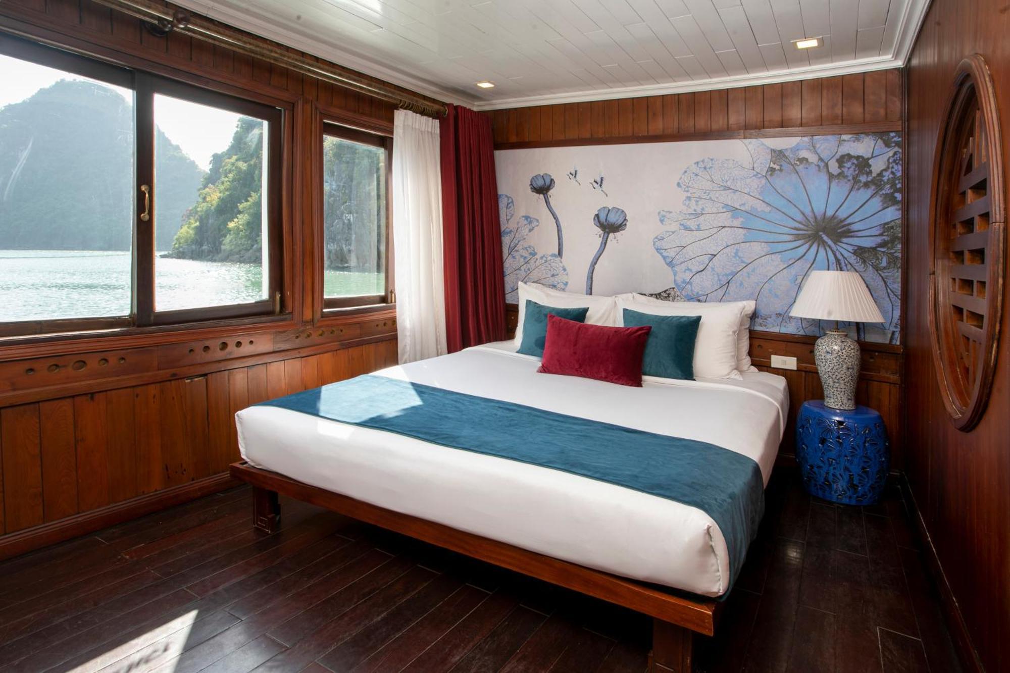 Hotel Bhaya Legend Cruises à Hạ Long Chambre photo