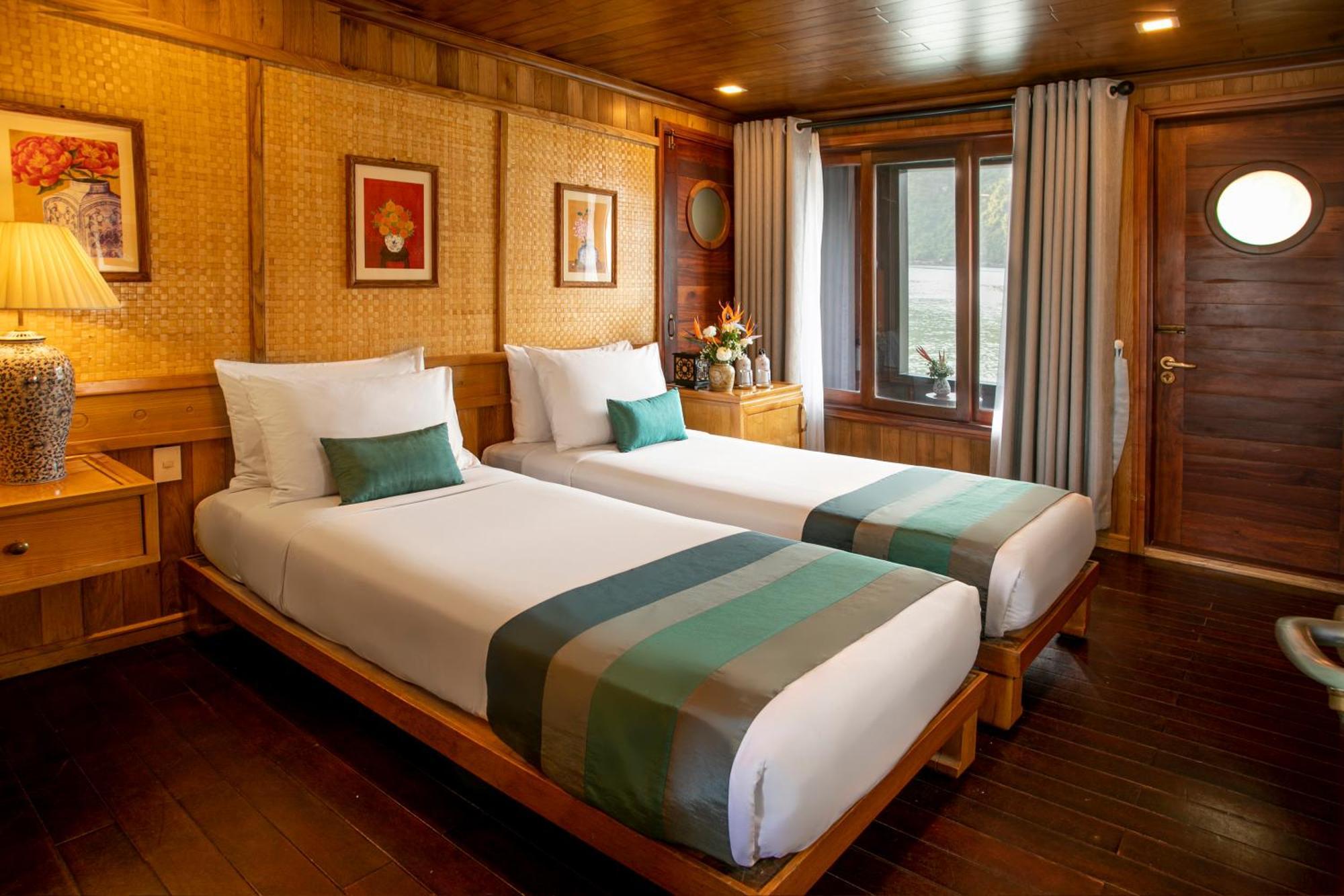 Hotel Bhaya Legend Cruises à Hạ Long Extérieur photo