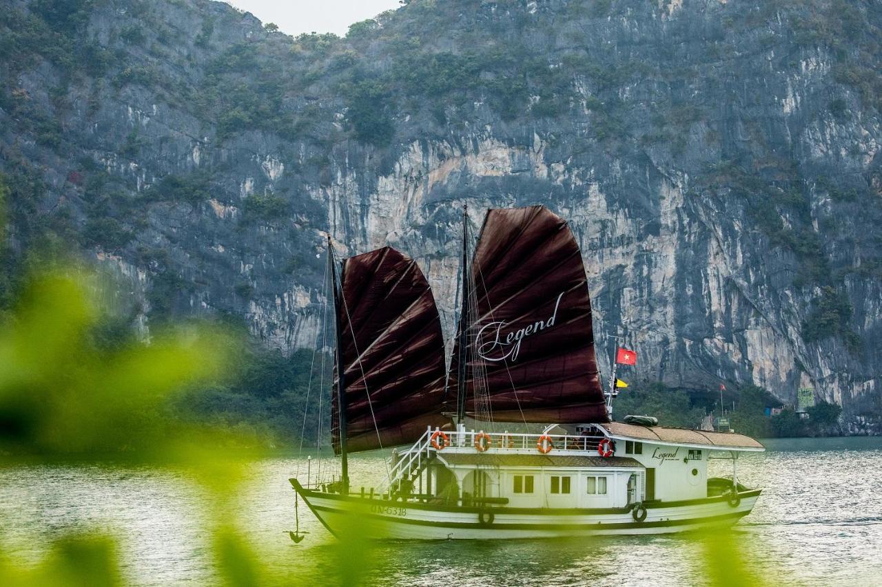 Hotel Bhaya Legend Cruises à Hạ Long Extérieur photo
